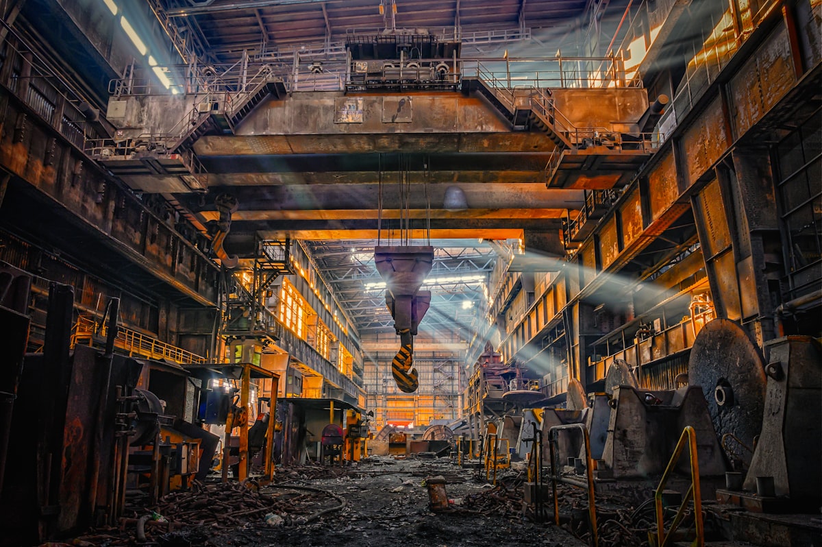 Industrial hall with an overhead crane